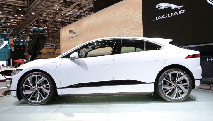 Jaguar I-PACE, prezzo e caratteristiche del crossover elettrico - Foto 23 di 25