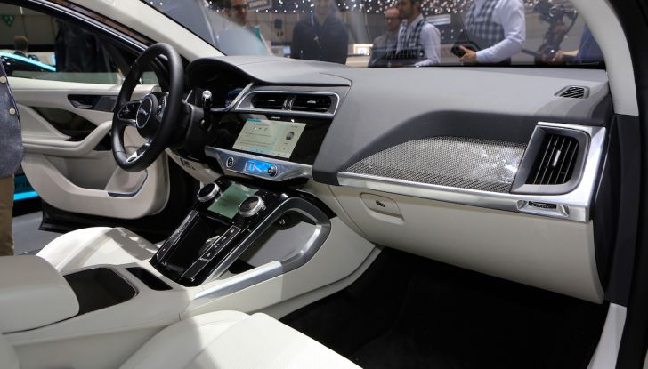Jaguar I-Pace è Auto dell’Anno 2019 - Foto 22 di 25