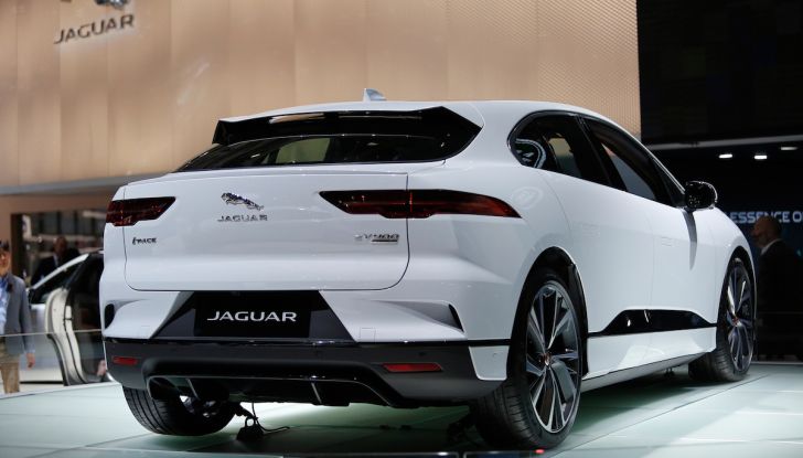 Jaguar I-PACE, prezzo e caratteristiche del crossover elettrico - Foto 16 di 25