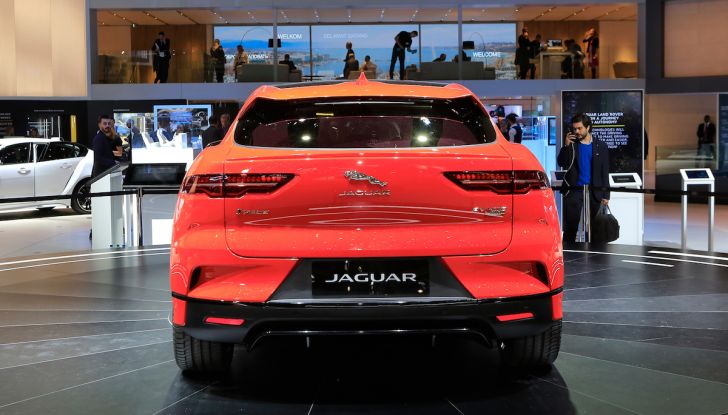 Jaguar I-PACE, prezzo e caratteristiche del crossover elettrico - Foto 5 di 25