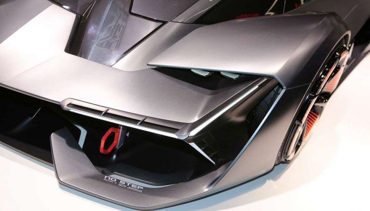 Alcantara® veste le sportive più belle del Salone di Ginevra 2018 - Foto 6 di 10