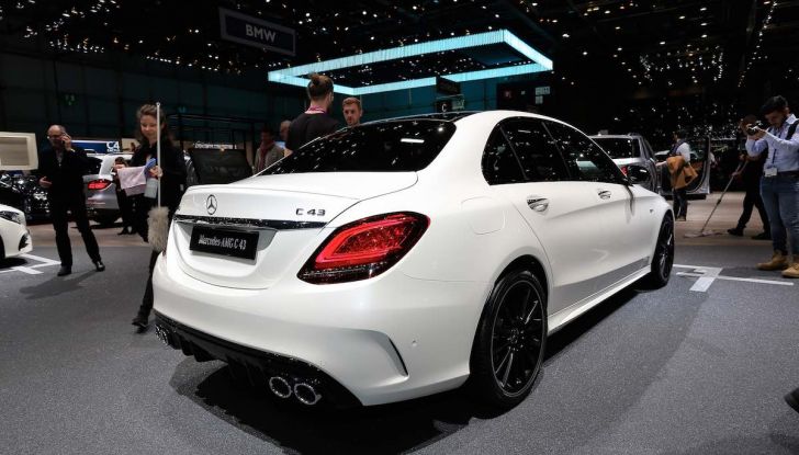 Mercedes Classe C Restyling 2018: nuovo corso per la regina della Stella - Foto 23 di 42