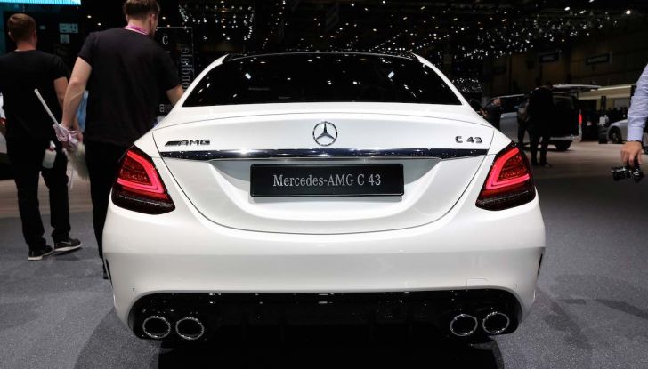 Mercedes Classe C Restyling 2018: nuovo corso per la regina della Stella - Foto 24 di 42