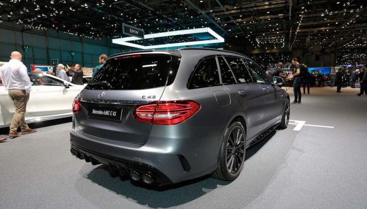 Mercedes Classe C Restyling 2018: nuovo corso per la regina della Stella - Foto 31 di 42