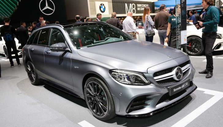 Mercedes Classe C Restyling 2018: nuovo corso per la regina della Stella - Foto 33 di 42