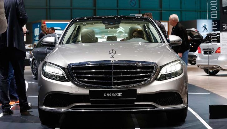Mercedes Classe C Restyling 2018: nuovo corso per la regina della Stella - Foto 37 di 42