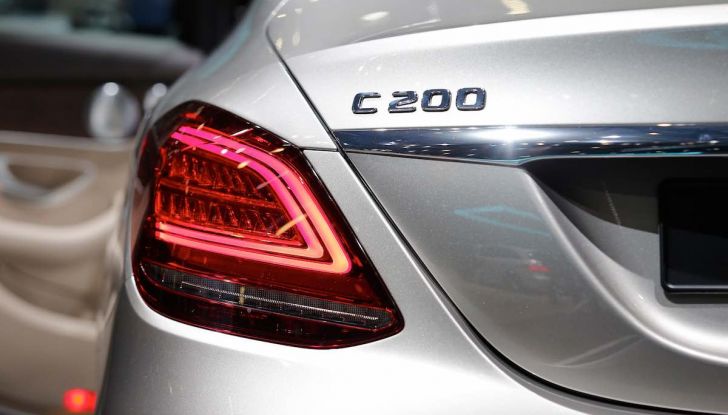 Mercedes Classe C Restyling 2018: nuovo corso per la regina della Stella - Foto 40 di 42