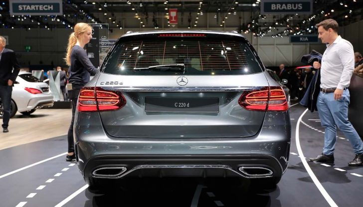 Mercedes Classe C Restyling 2018: nuovo corso per la regina della Stella - Foto 6 di 42