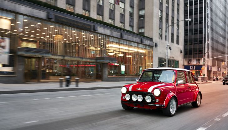 La MINI d’epoca diventa elettrica al Salone di New York - Foto 10 di 23