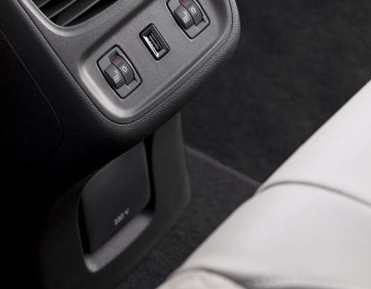 Opel Grandland X prova su strada, motorizzazioni e consumi - Foto 16 di 26