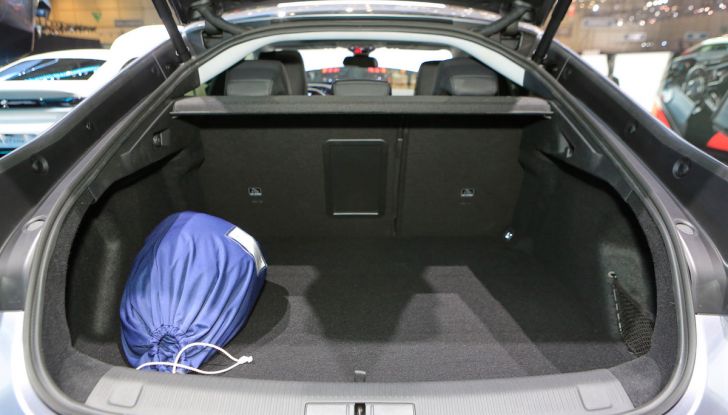 Peugeot 508 2018, la berlina del Leone per rinnovare il segmento - Foto 13 di 20