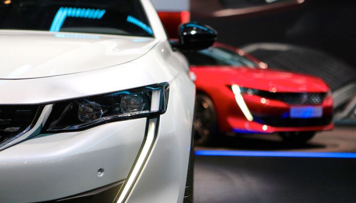 Peugeot 508 2018, la berlina del Leone per rinnovare il segmento - Foto 16 di 20