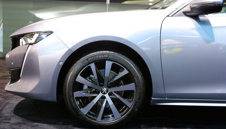 Peugeot 508 2018, la berlina del Leone per rinnovare il segmento - Foto 6 di 20