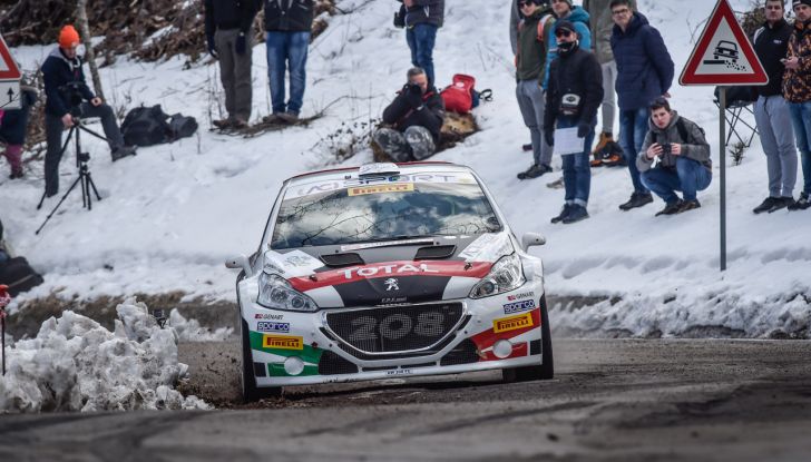 Pollara (Peugeot 208 T16 ufficiale) costretto al ritiro al Ciocco - Foto 4 di 4