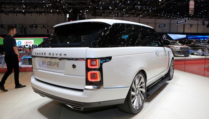 Range Rover SV Coupé 2018: 999 esemplari per il 70° anniversario - Foto 12 di 16