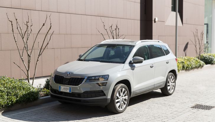 Prova su strada Skoda Karoq 1.5 TSI qualità tedesca, prezzo intelligente - Foto 2 di 31