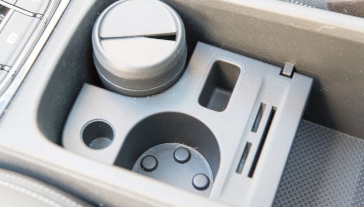 Prova su strada Skoda Karoq 1.5 TSI qualità tedesca, prezzo intelligente - Foto 22 di 31