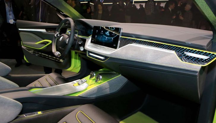 Skoda Vision X Concept: l’auto elettrica, a metano e a benzina - Foto 8 di 13