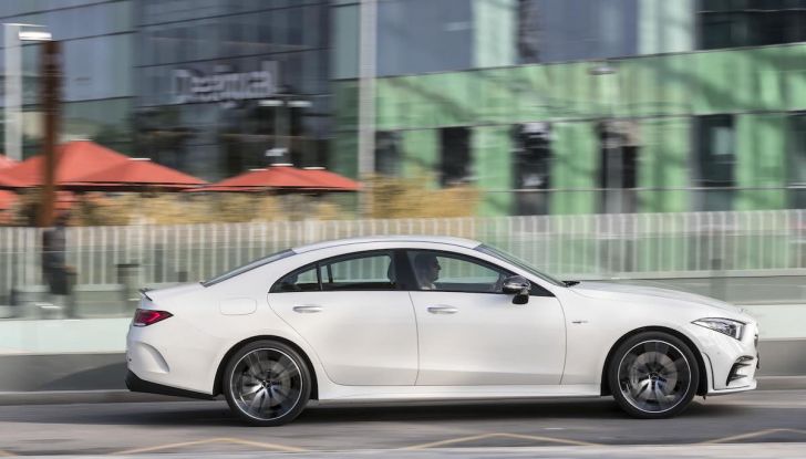 Mercedes CLS 2018, la nostra prova del Diesel 350d da 286CV - Foto 15 di 23