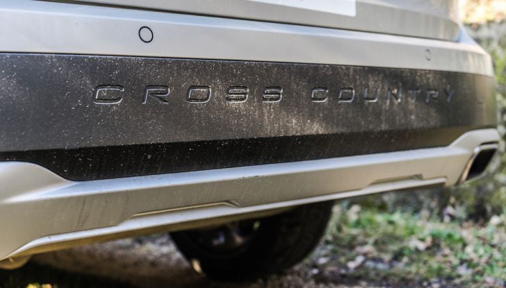 Prova su strada Volvo V90 Cross Country Pro: la regina delle Station Wagon - Foto 31 di 44
