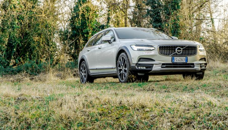 Prova su strada Volvo V90 Cross Country Pro: la regina delle Station Wagon - Foto 42 di 44