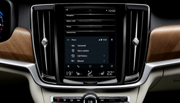 Prova su strada Volvo V90 Cross Country Pro: la regina delle Station Wagon - Foto 25 di 44