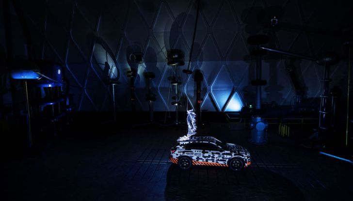 Audi E-Tron, in vendita da fine 2018, è sviluppata nella Gabbia di Faraday - Foto 25 di 26