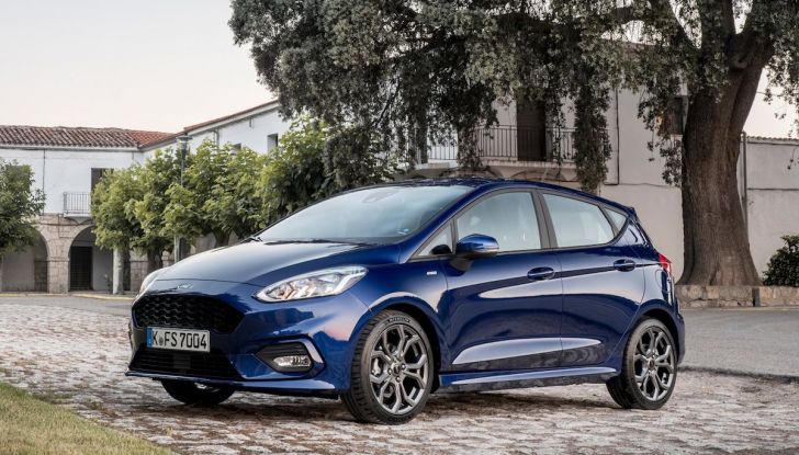 Le auto più comprate in Italia? A vincere tra le straniere è Ford Fiesta - Foto 22 di 25