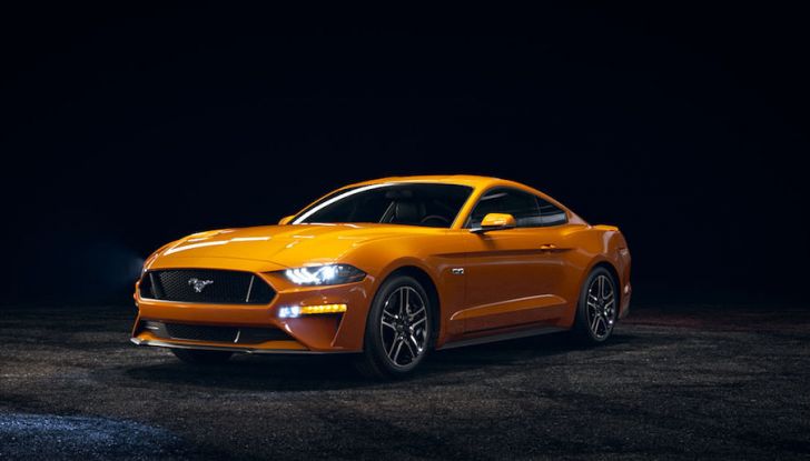Ford Mustang è la vettura sportiva più venduta al mondo - Foto 2 di 9