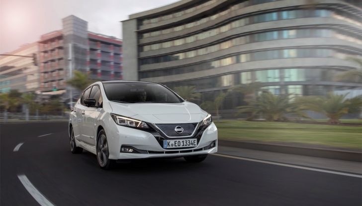 Nissan Leaf 2018, prova su strada della seconda serie: spazio al futuro - Foto 2 di 15