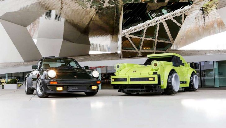 Porsche 911 Turbo, l’esemplare in LEGO al Museo Porsche di Stoccarda - Foto 1 di 5