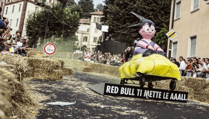 Red Bull Soapbox Race 2022: la pazza gara di Bologna al via il 26 giugno - Foto 4 di 28