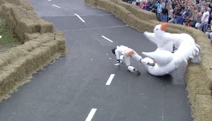 Red Bull Soapbox Race 2022: la pazza gara di Bologna al via il 26 giugno - Foto 14 di 28