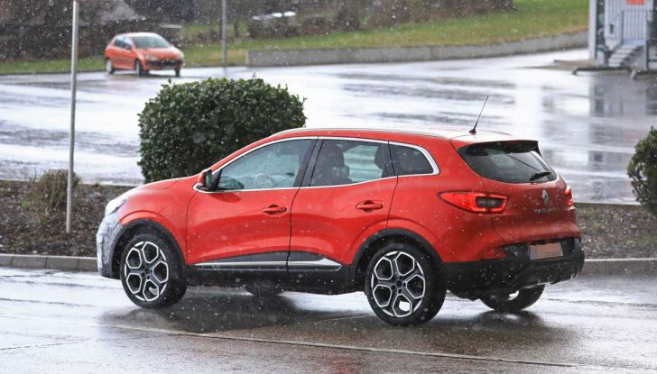 Renault Kadjar Facelift, immagini e informazioni tecniche - Foto 21 di 23