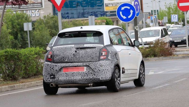 Renault Twingo Facelift 2019, l’aggiornamento di metà carriera - Foto 10 di 11