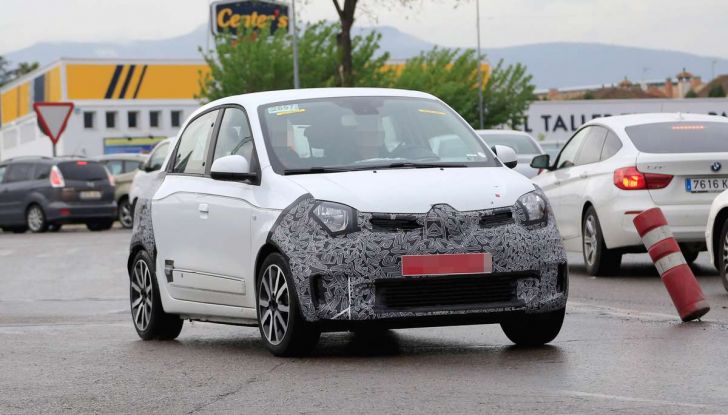 Renault Twingo Facelift 2019, l’aggiornamento di metà carriera - Foto 3 di 11