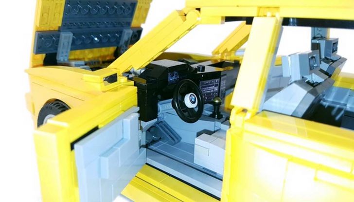 BMW M3 E30 in Lego, la sportiva fatta di mattoncini - Foto 18 di 18