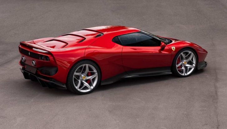 Ferrari SP38, one-off su meccanica 488 GTB - Foto 2 di 5