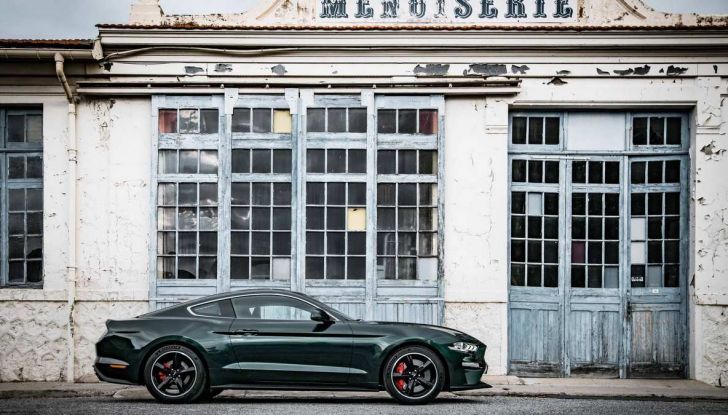 Ford Mustang Bullit provata sulle strade dell’Isola di Man - Foto 4 di 18