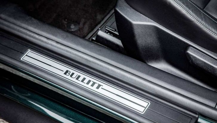 Ford Mustang Bullit provata sulle strade dell’Isola di Man - Foto 9 di 18