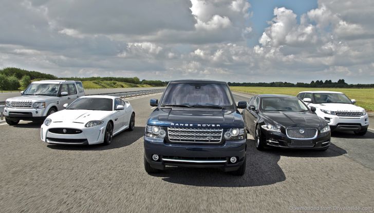 Ferrari è il marchio che guadagna di più per ogni auto, Bentley e Tesla in perdita - Foto 6 di 16