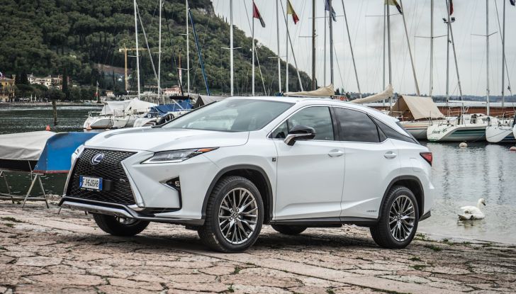[VIDEO ]Lexus RX 450h, il SUV con 3 motori e 313CV nella nostra prova - Foto 20 di 38