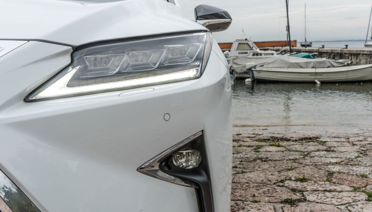 [VIDEO ]Lexus RX 450h, il SUV con 3 motori e 313CV nella nostra prova - Foto 22 di 38