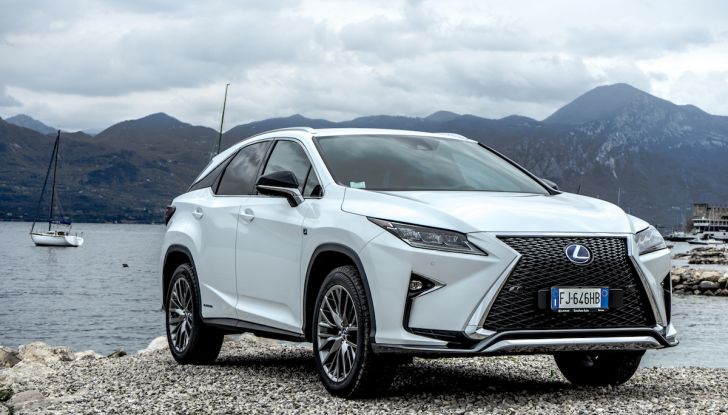 [VIDEO ]Lexus RX 450h, il SUV con 3 motori e 313CV nella nostra prova - Foto 28 di 38