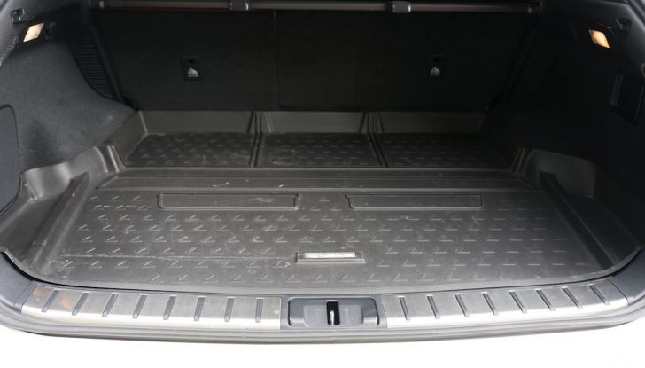 [VIDEO ]Lexus RX 450h, il SUV con 3 motori e 313CV nella nostra prova - Foto 36 di 38