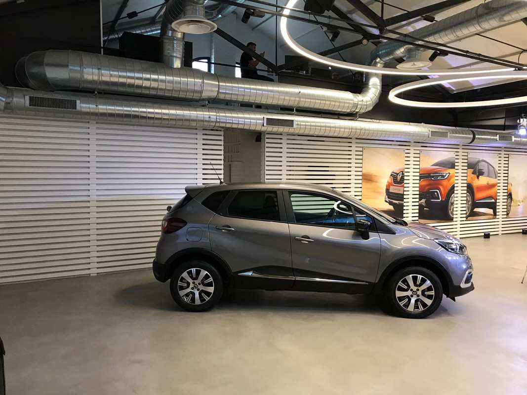 Renault Captur Sport Edition completa la gamma crossover del marchio  francese - Infomotori