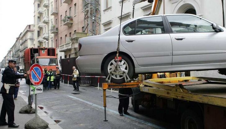 Rimozione forzata auto: le norme del Codice della Strada - Foto 2 di 7