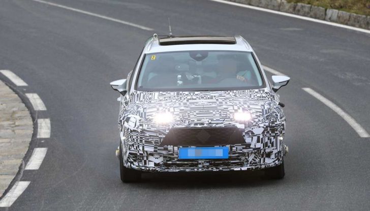 Seat Leon 2020 primo contatto su strada e dettagli tecnici - Foto 9 di 32
