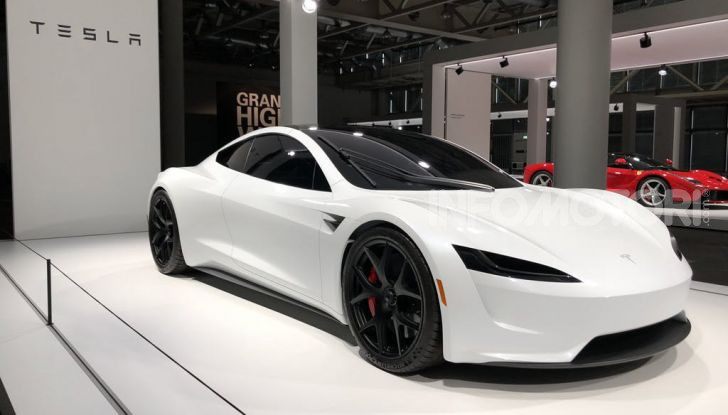 Tesla Roadster: Elon Musk promette prestazioni da urlo - Foto 11 di 13