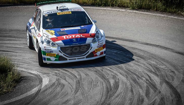 Rally San Marino – pregara del Team Peugeot Sport Italia - Foto 1 di 3